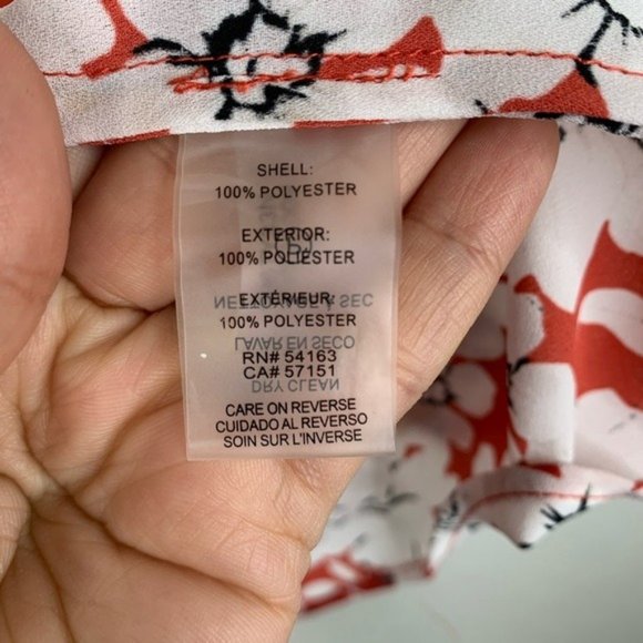 Karl Lagerfeld Floral Print Pearl V-neck Top SizeS - Picture 7 of 7